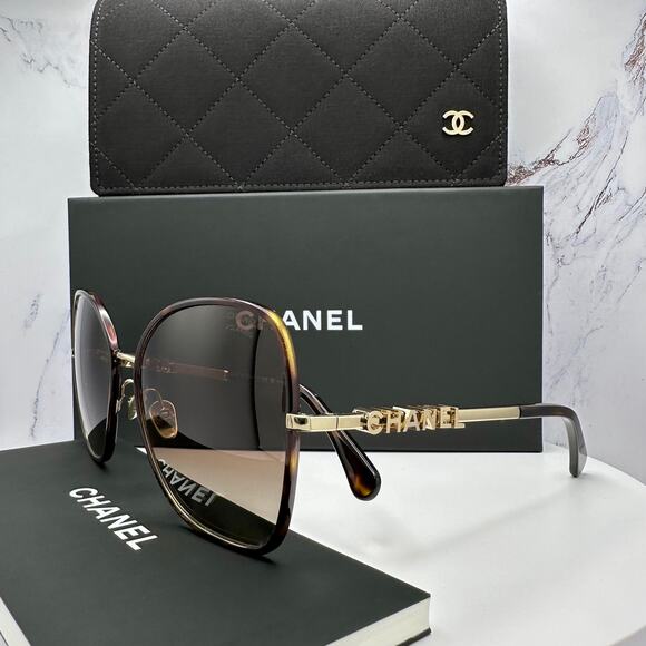 New CHANEL Sunglasses - Picture 1 of 16